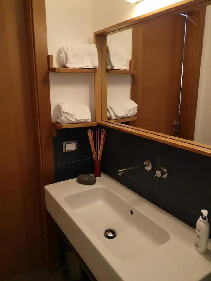 Babyluna Apartment
